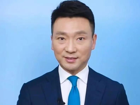 康辉透露新身份！