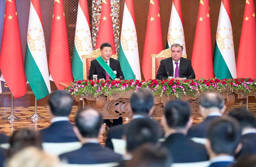 习近平同匈牙利总理欧尔班共同会见记者