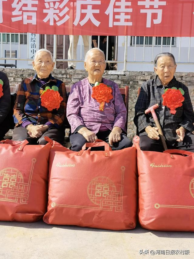 人保服务 ,人保财险 _多地启动医疗设备更新 医疗设备行业现状及未来市场前瞻2024
