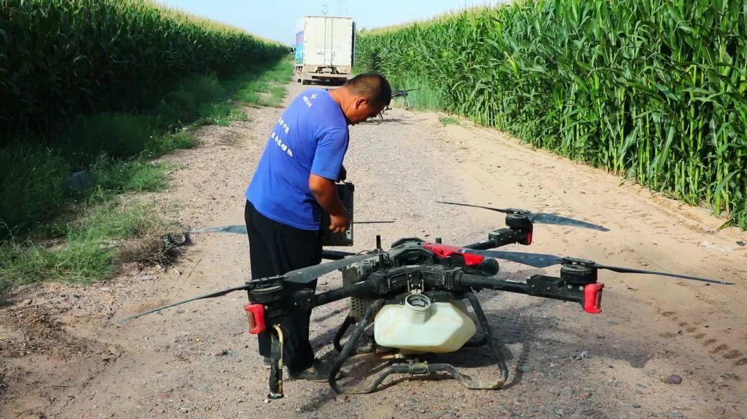 2023年已超过1200亿元 中国无人机行业市场发展趋势及前景预测_人保车险,拥有“如意行”驾乘险,出行更顺畅!