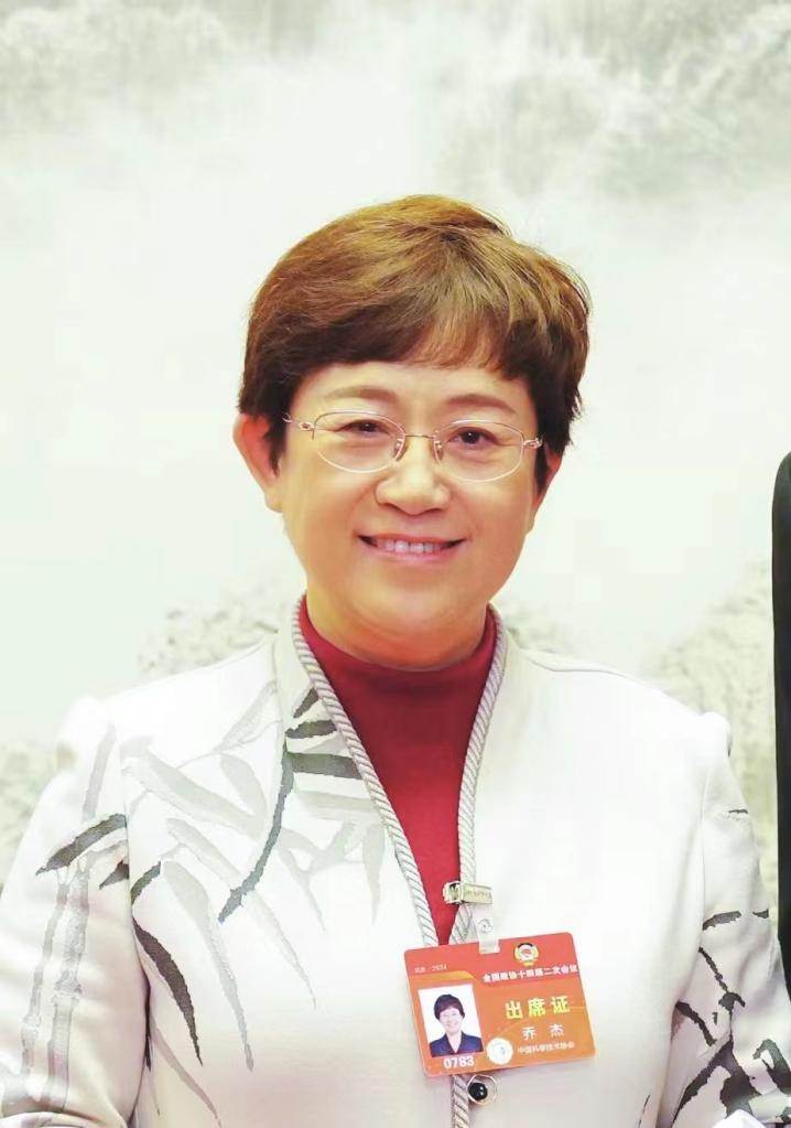 全国政协常委、复旦大学附属中山医院心内科主任葛均波：重视生物医药发展 应出台政策保护原始创新