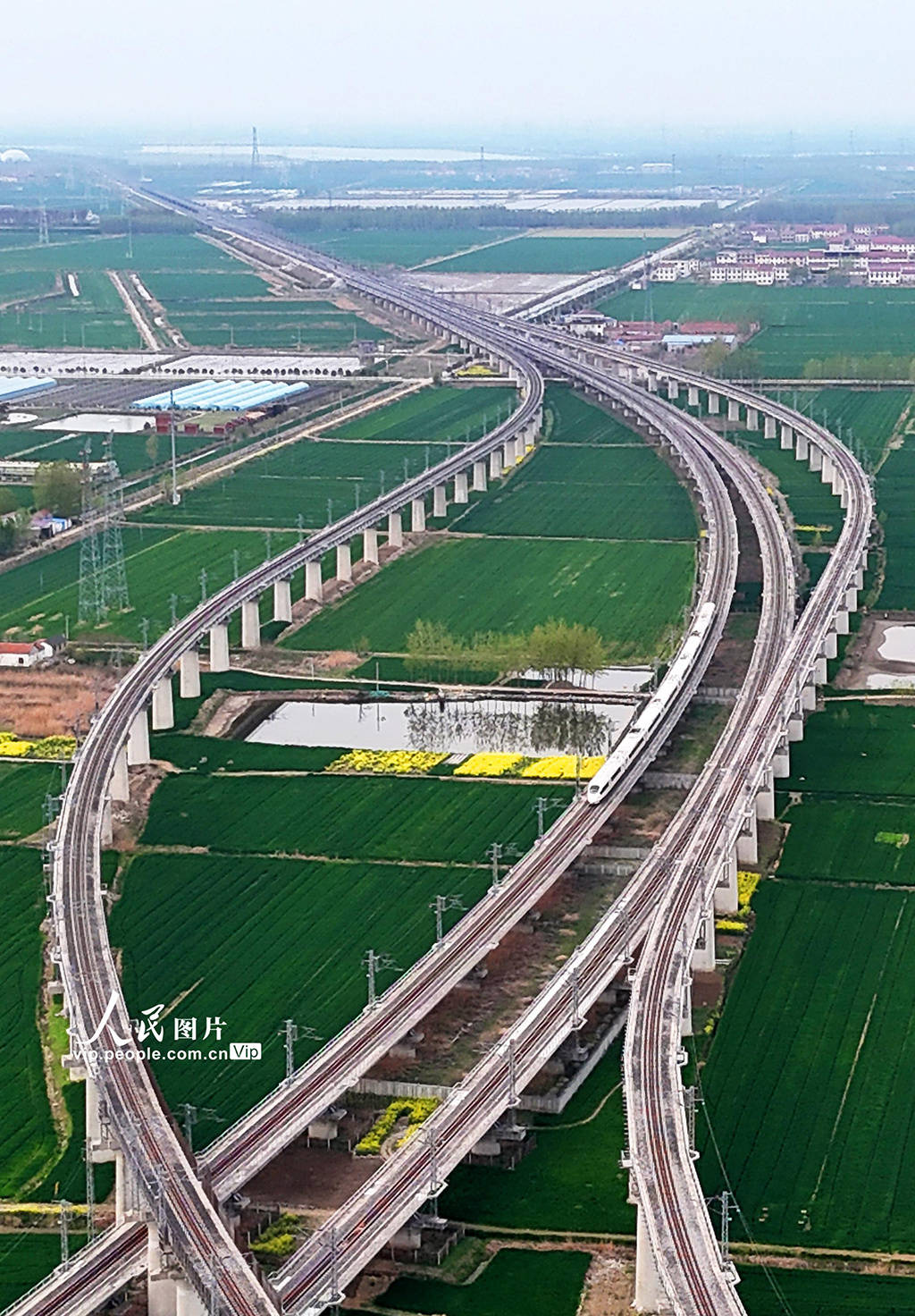 4月9日全国铁路新货物列车运行图“开跑”