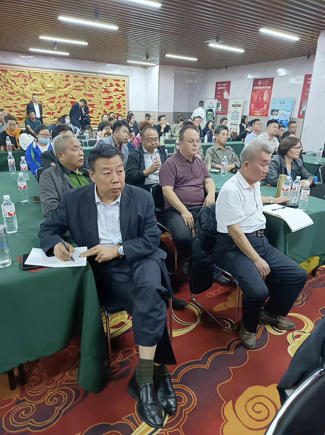 招商局集团总经理石岱：坚定看好中国经济和资本市场