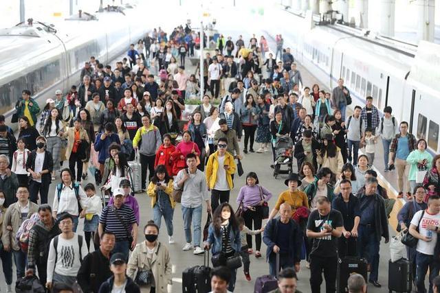 “五一”假期浙江水上旅游持续火爆 累计发客超60万人次