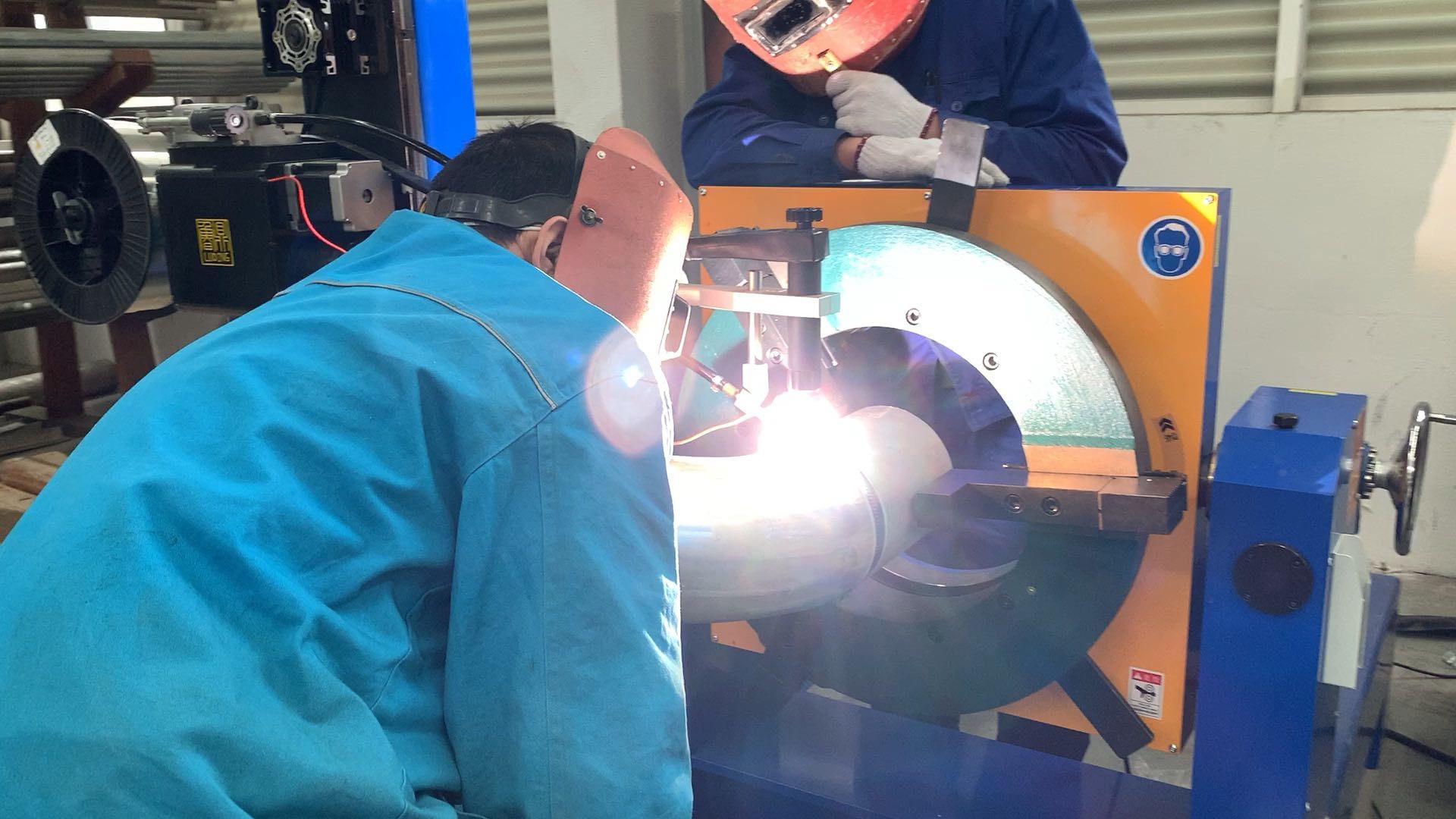 洛凯股份获得实用新型专利授权：“断路器转轴焊接夹具”