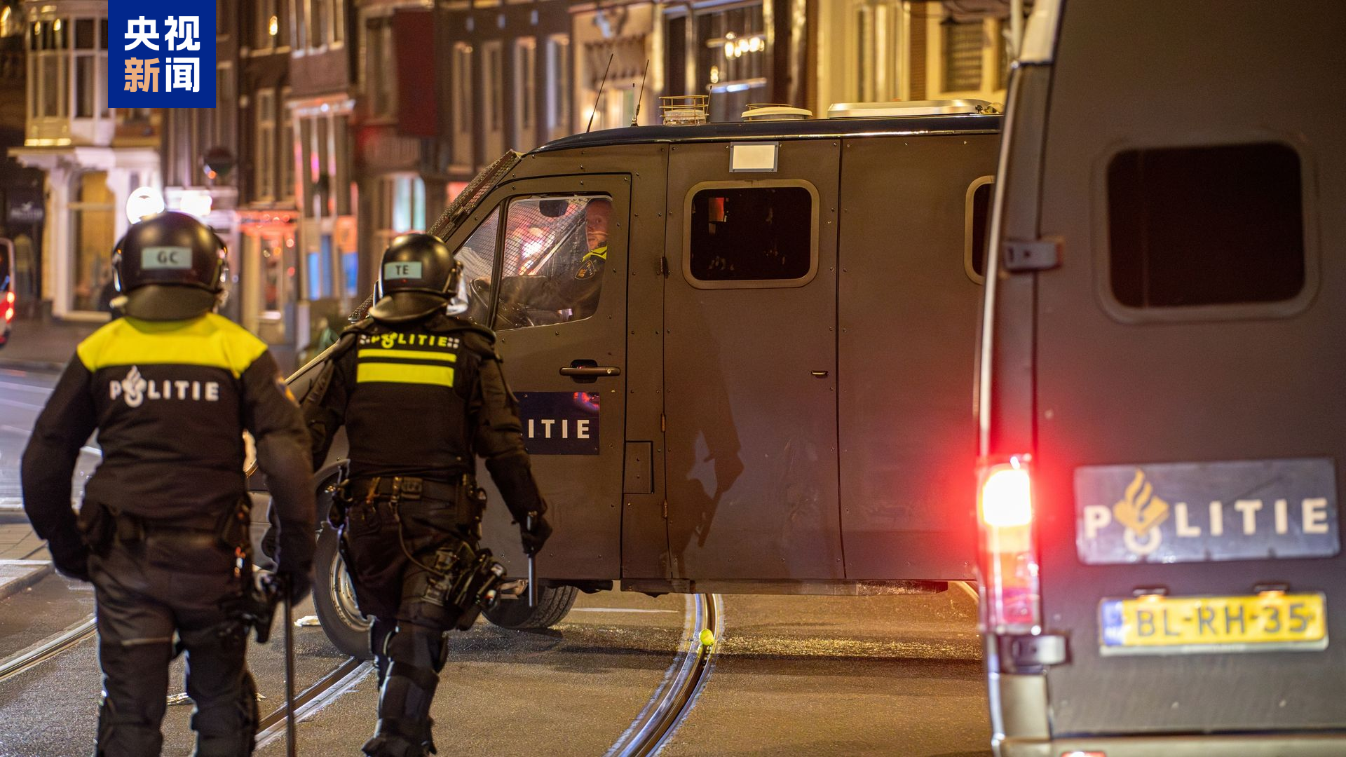 英国利物浦汽车冲撞球迷事件肇事者被捕