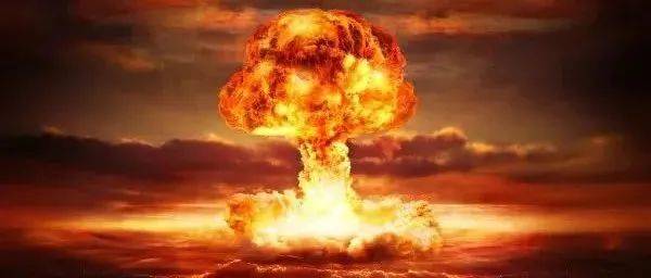 特朗普宣布将把进口钢铁关税提至50%，欧盟：遗憾，准备反制！美股此前震荡，机构：美元正进入熊市