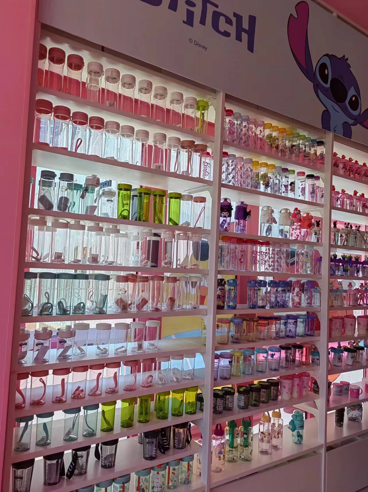 名创优品：正对以TOP TOY品牌运营的潮流玩具业务分拆上市可能性进行初步评估