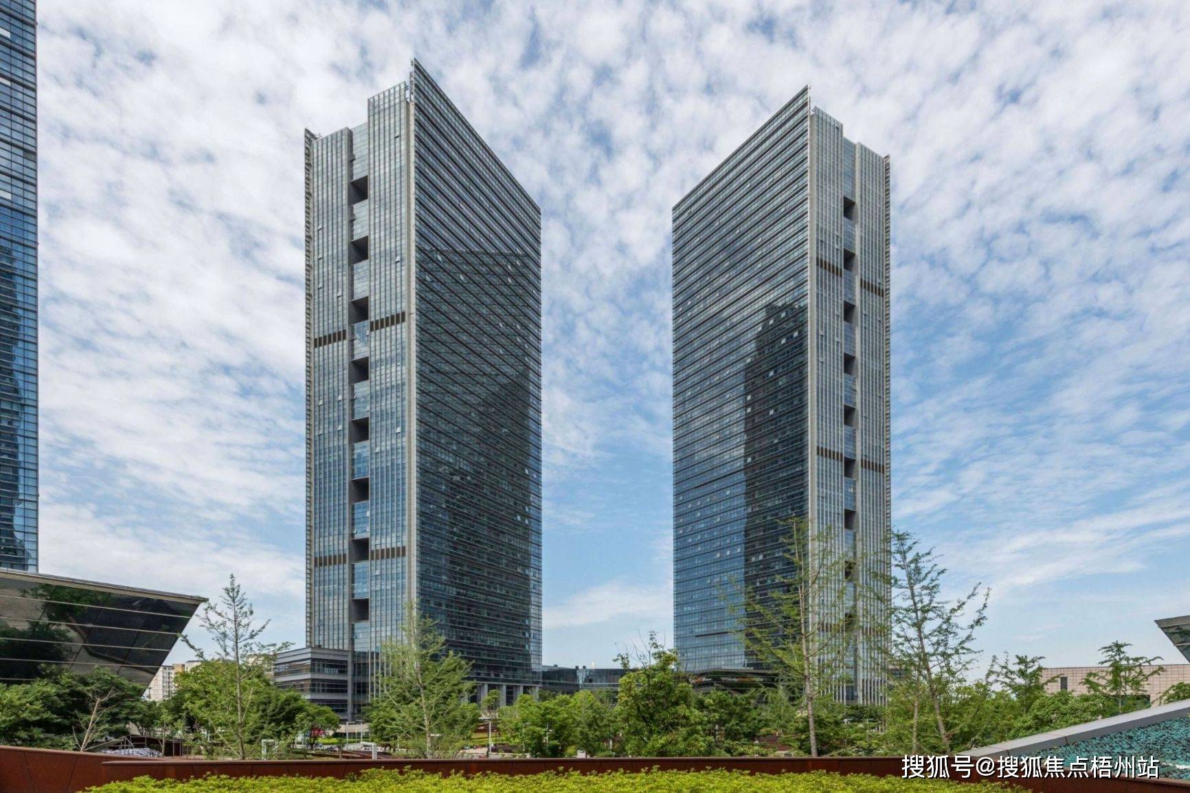 欧晶科技：股东天津市万兆慧谷置业有限公司拟减持不超过577.22万股