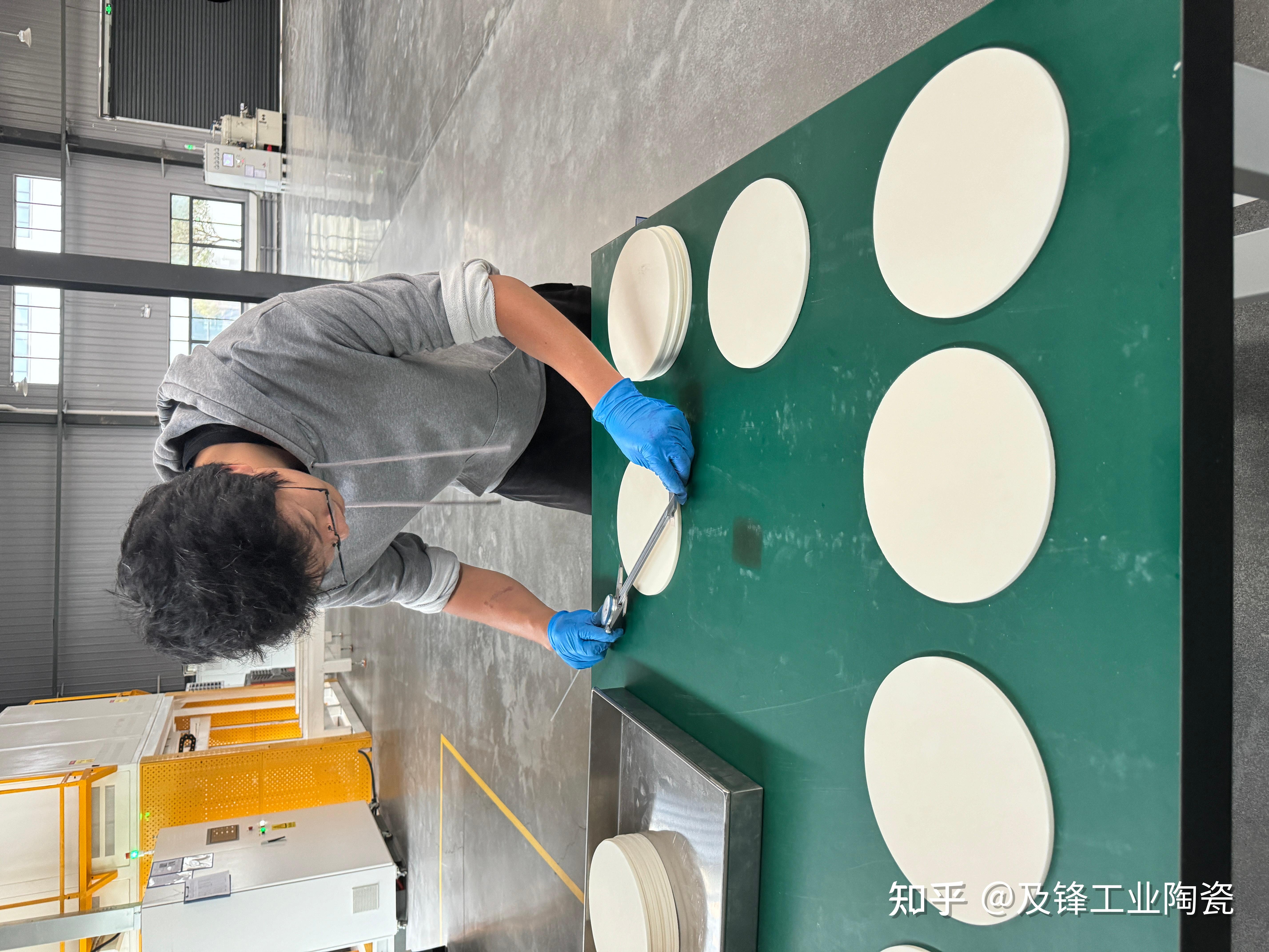 2025年工业陶瓷产业：新兴应用拓展，市场需求增长_人保服务 ,人保财险政银保 