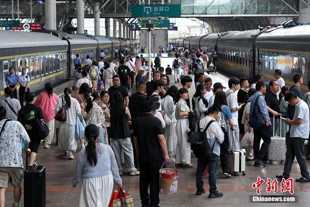2025年全国铁路暑期运输7月1日启动