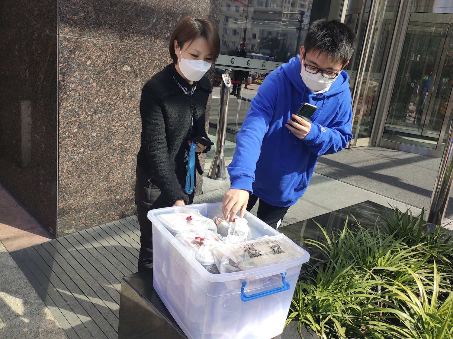 美团"浣熊食堂"亮相，面向所有商家开放共同打造“放心外卖”