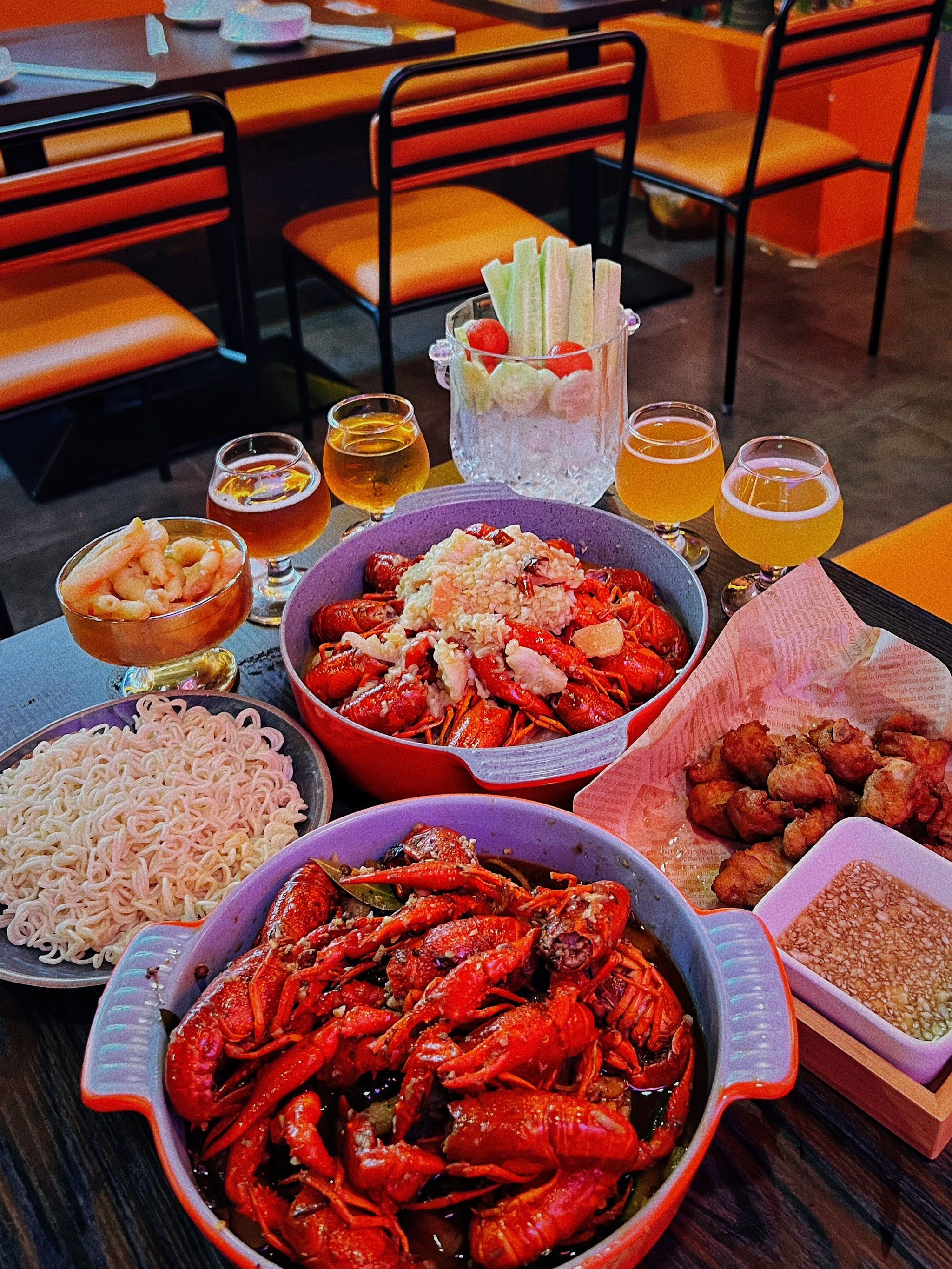 探店1天｜亲戚朋友齐上阵、三句话卖一台，今年夏天，东北空调卖得有多火？