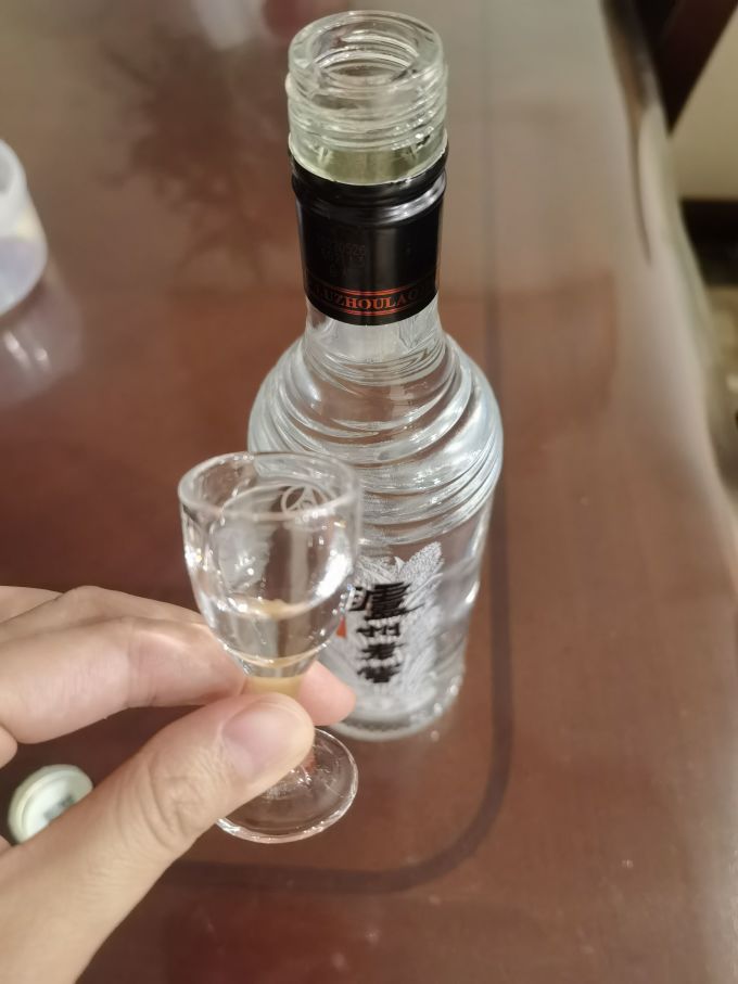 泸州老窖：目前养生酒、啤酒在公司销售收入中占比较小