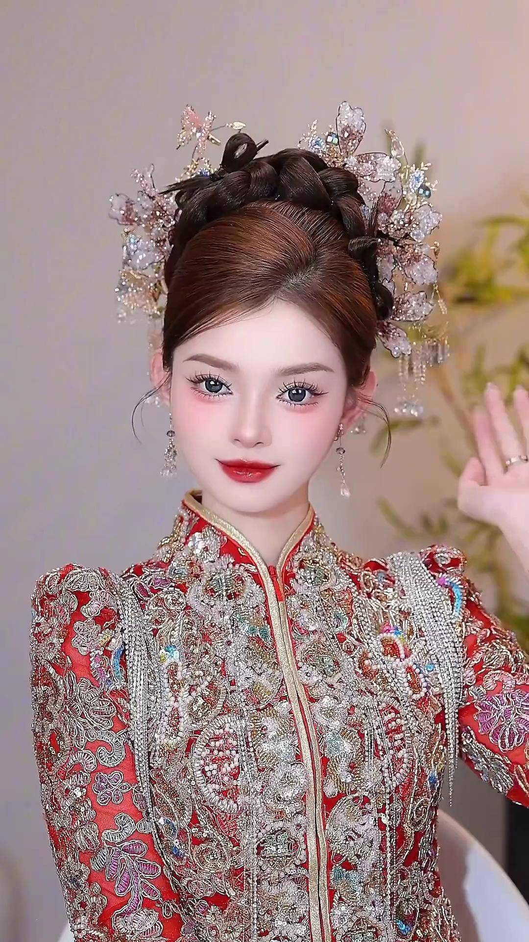 2025年中国婚礼化妆与造型行业：从“千人一面”到“个性定制”的变革_人保财险政银保 ,人保车险