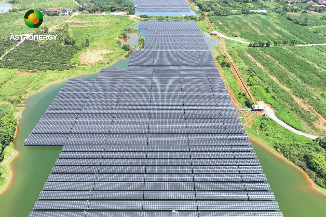 上半年中国出口光伏组件降至127GW 厂家持续开发新兴市场