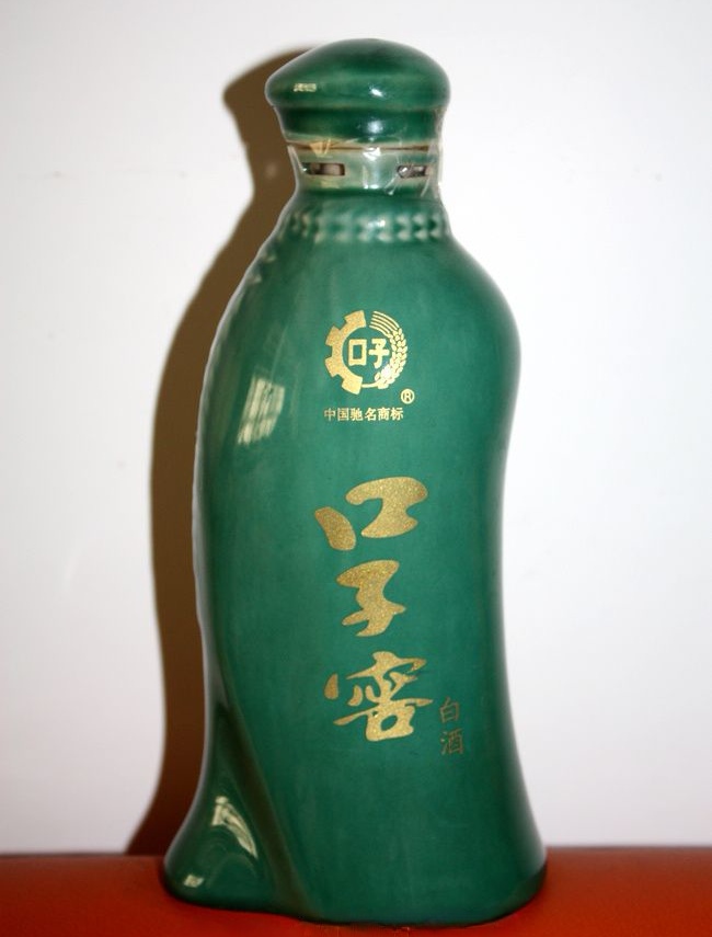 困局中的口子窖：高端酒卖不动、省内外双线失守、实控人减持加剧市场忧虑