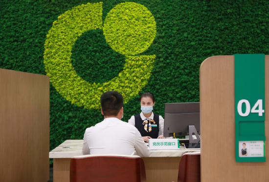 支付密码盗刷频发：2025信息安全行业“最后一公里”防御战_保险有温度,人保有温度