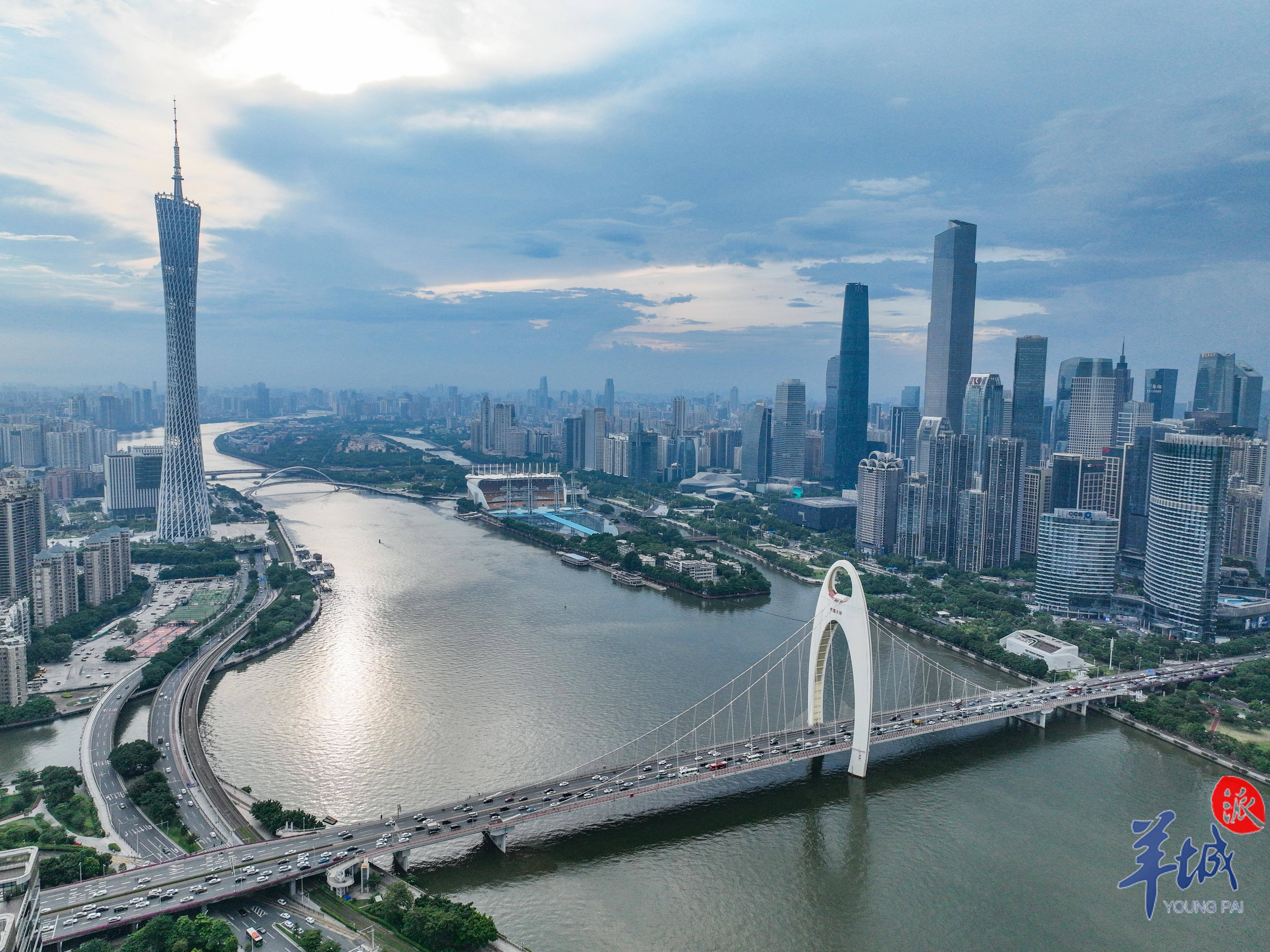 广东去年人工智能核心产业规模超2200亿元；深圳前海综合保税区首次跻身全国“三甲”丨大湾区财经早参
