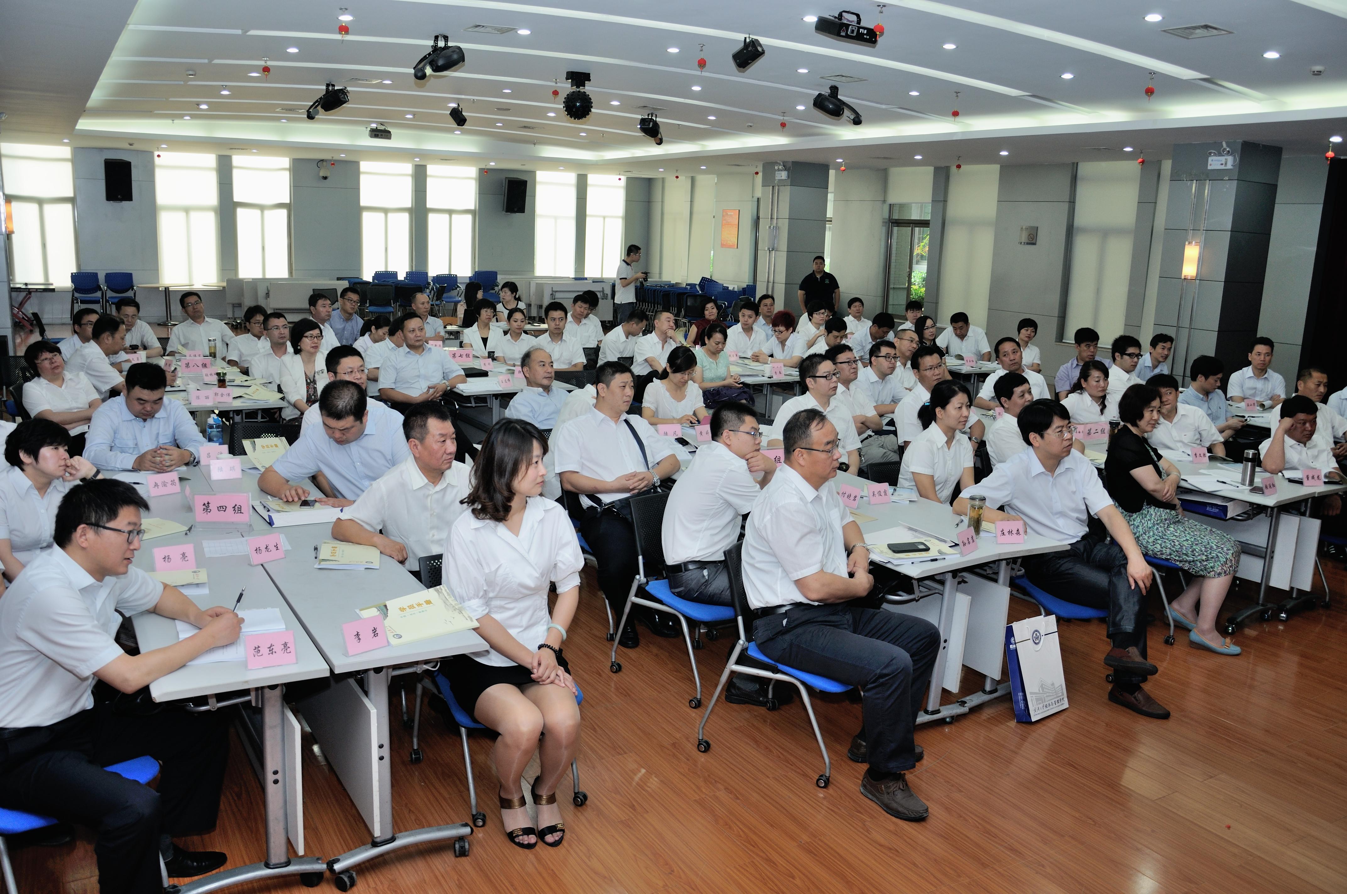 2025年珠宝首饰行业发展现状及未来趋势分析预测_人保服务 ,人保财险政银保 