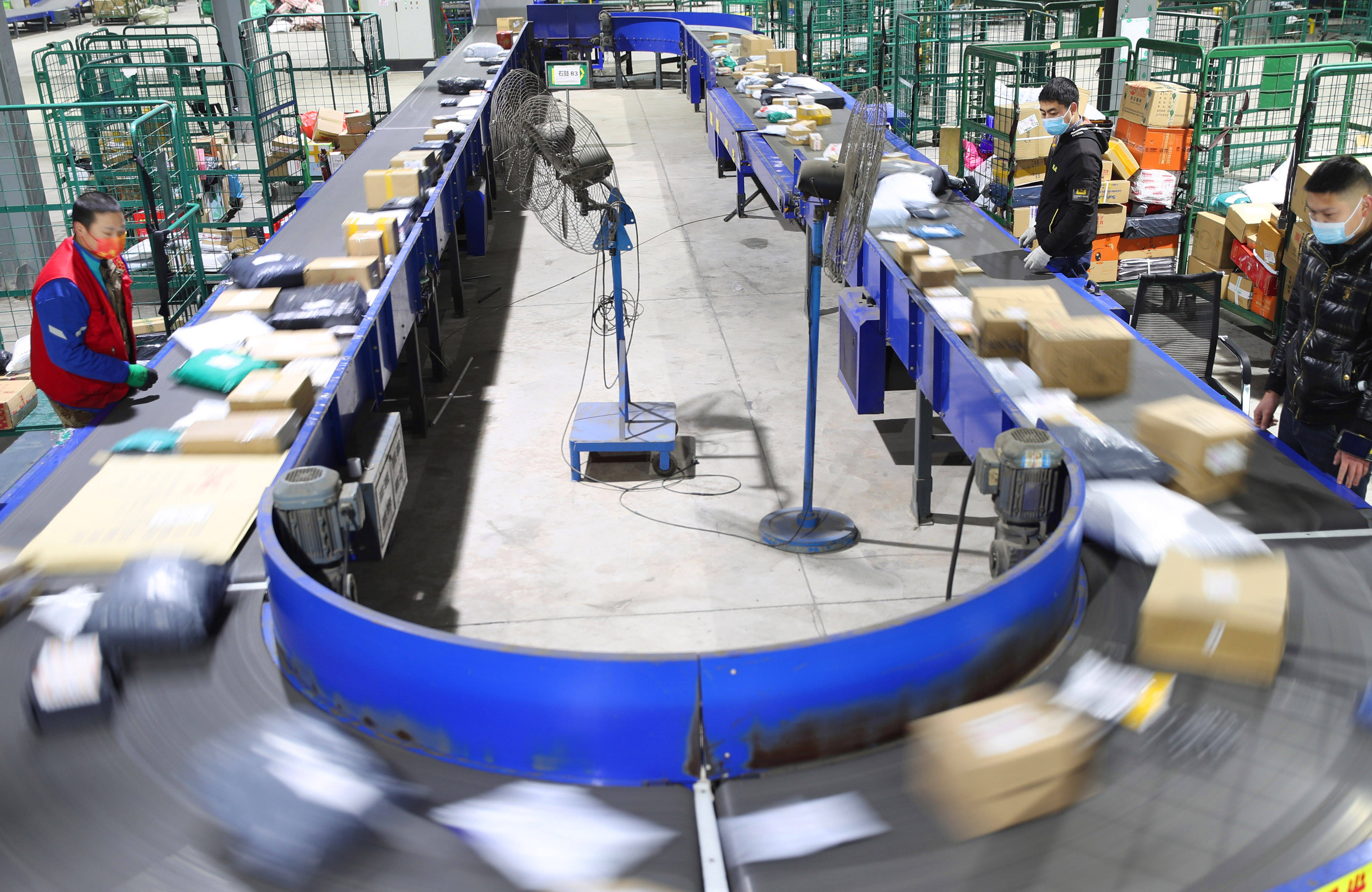 国家邮政局:8月邮政行业业务收入完成1429.9亿元 同比增长4.4%