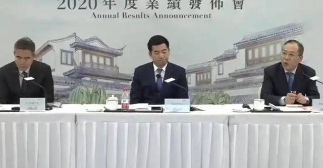 CEO因“地下恋情”被解雇、董事长提前卸任，大中华区多名高管也换人！百年食品饮料巨头今年怎么了？