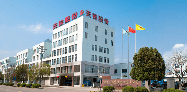 富临精工(300432.SZ)：宁德时代拟向江西升华支付15亿元预付款，用于锁定所承诺磷酸铁锂供应量