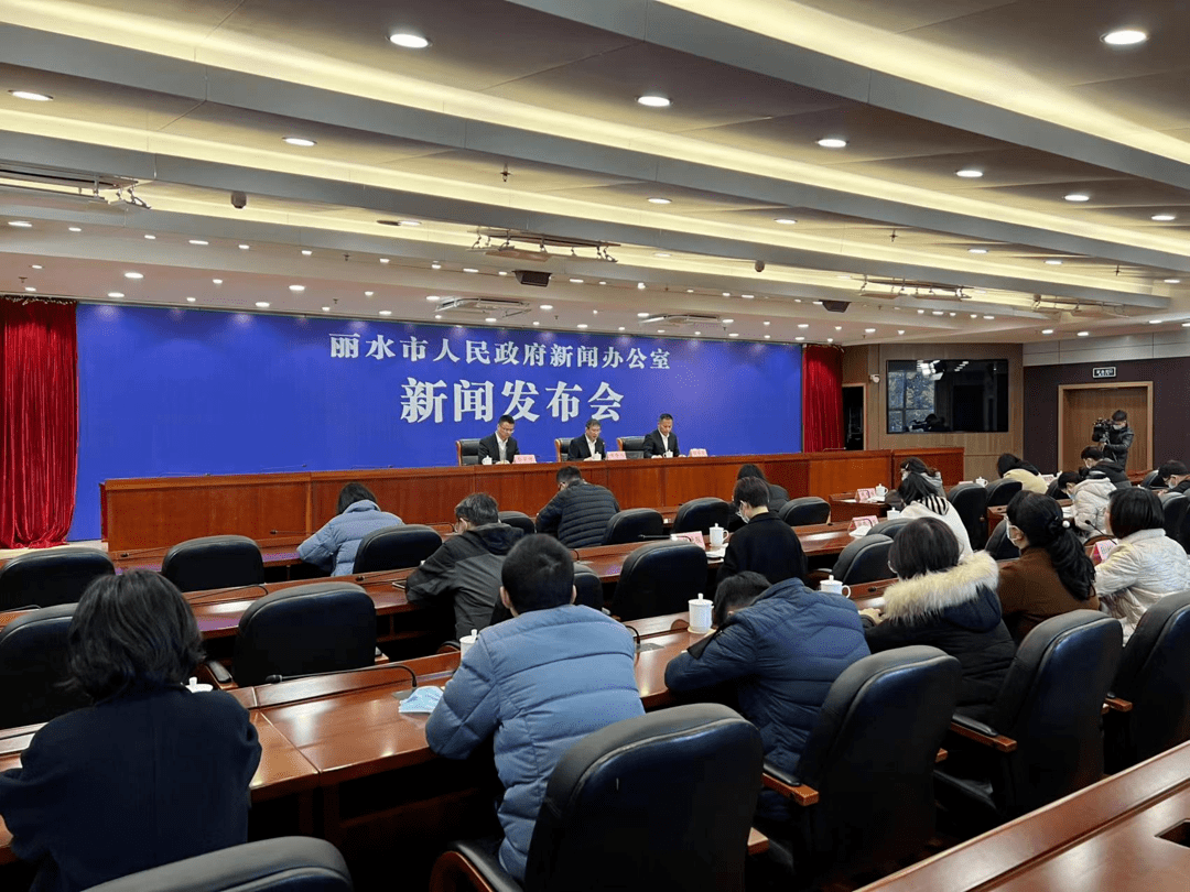 商务部等8部门:鼓励政府性融资担保机构为数字消费领域小微企业提供融资增信支持