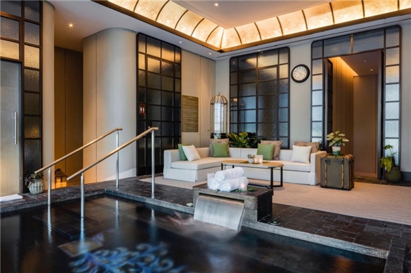 美高梅中国(02282.HK)9月26日回购1596.49万港元,年内累计回购4.25亿港元