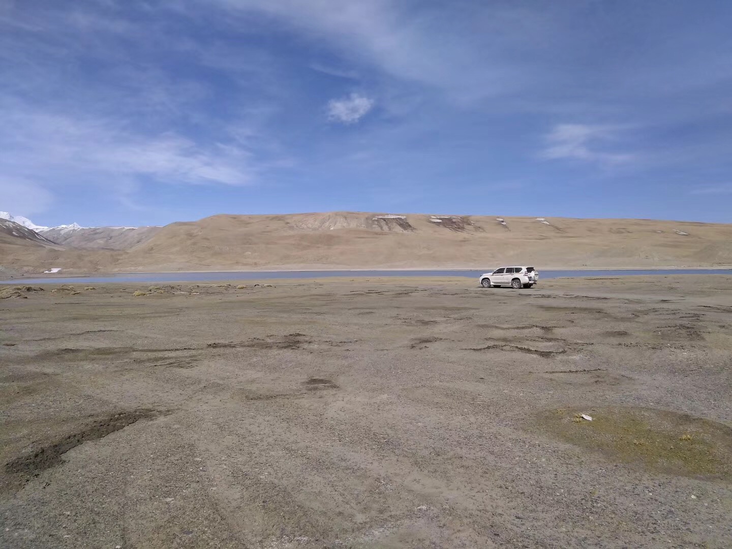 西藏洛扎县招商引资推介会拉萨举行 总投资30.71亿元项目签约