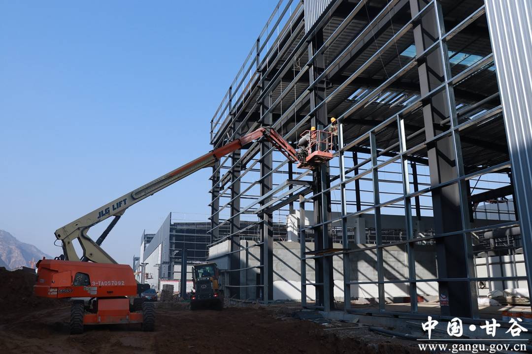 龙江交通：新能源产业布局逐渐扩大，石墨产业一体化项目逐步完善