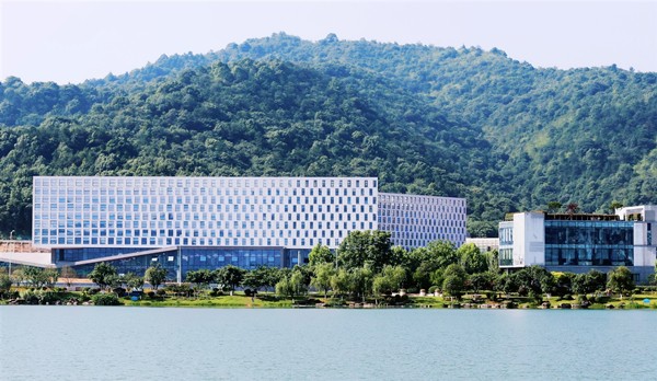 景嘉微:与苍穹数码战略合作 共同打造软硬件一体化的全国产化解决方案