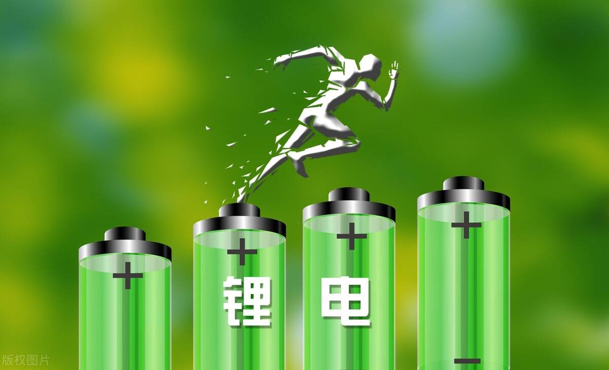 西南证券给予福耀玻璃“买入”评级，业绩持续增长，董事长变更完成