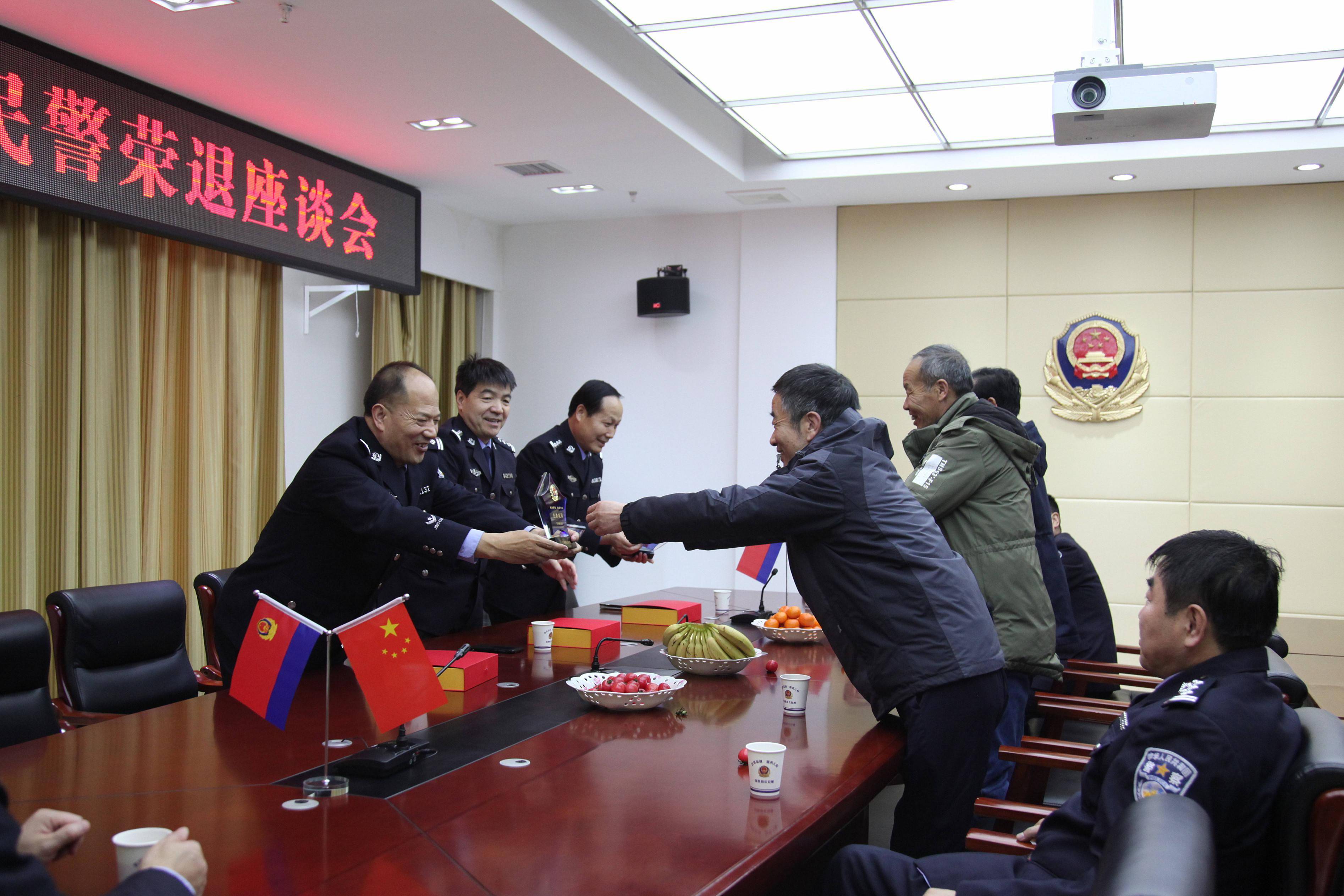 科锐国际:积极研究提升市场认同感举措