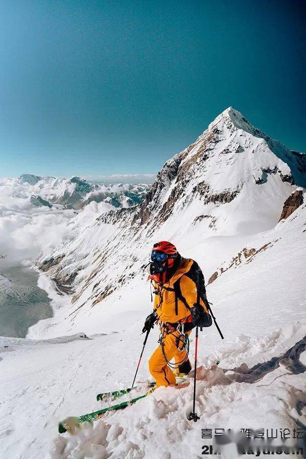 阿尔卑斯一座山峰雪崩，5名德国游客身亡，其中包括一对父女