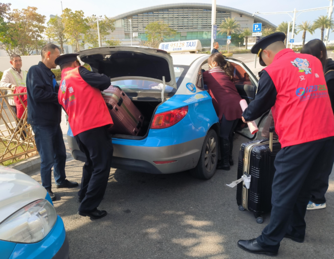 福马“小三通”今年客流量突破8.2万人次
