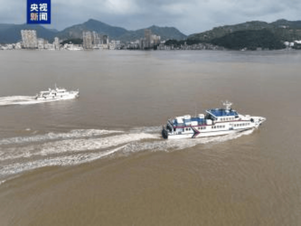 福马“小三通”今年客流量突破8.2万人次