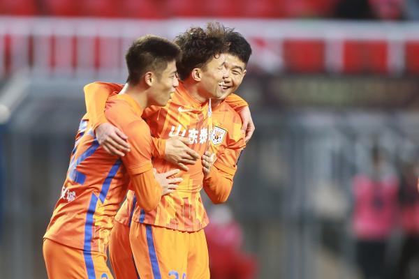 中足联发文细化“观众不当行为”