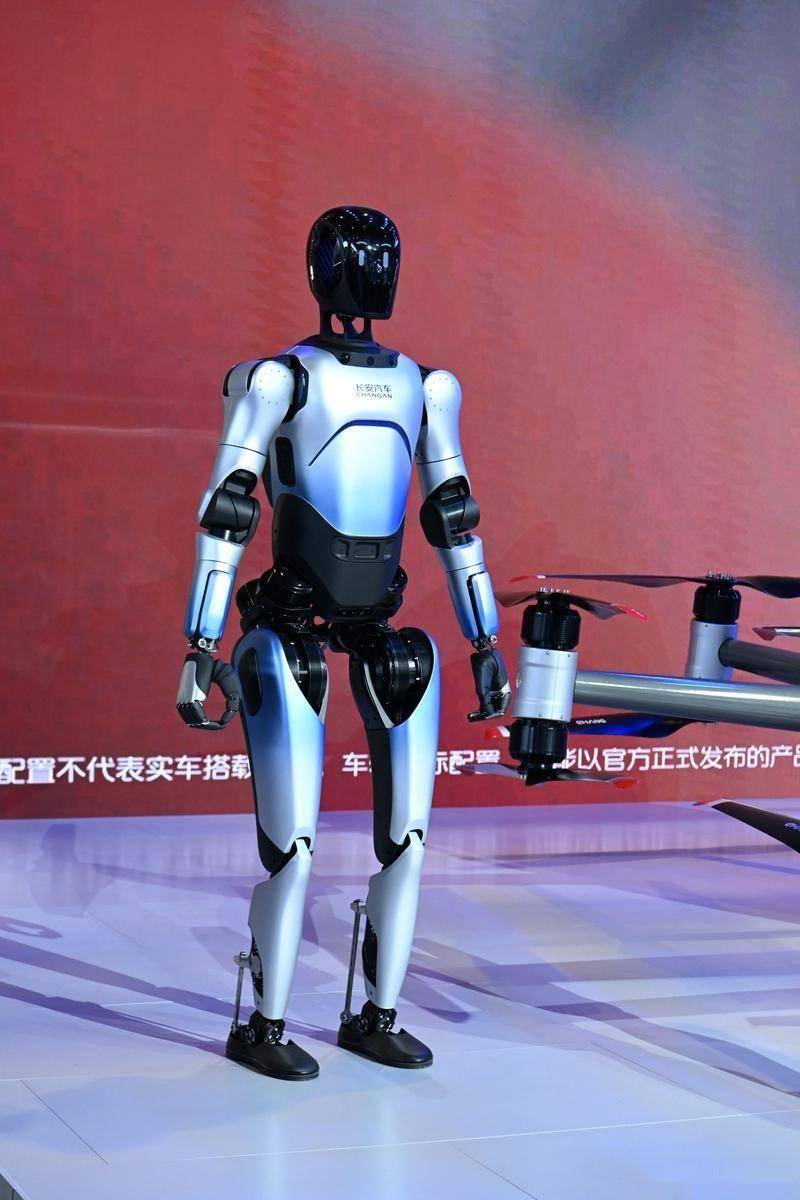 人形机器人利好密集袭来！这些概念股获融资客加仓