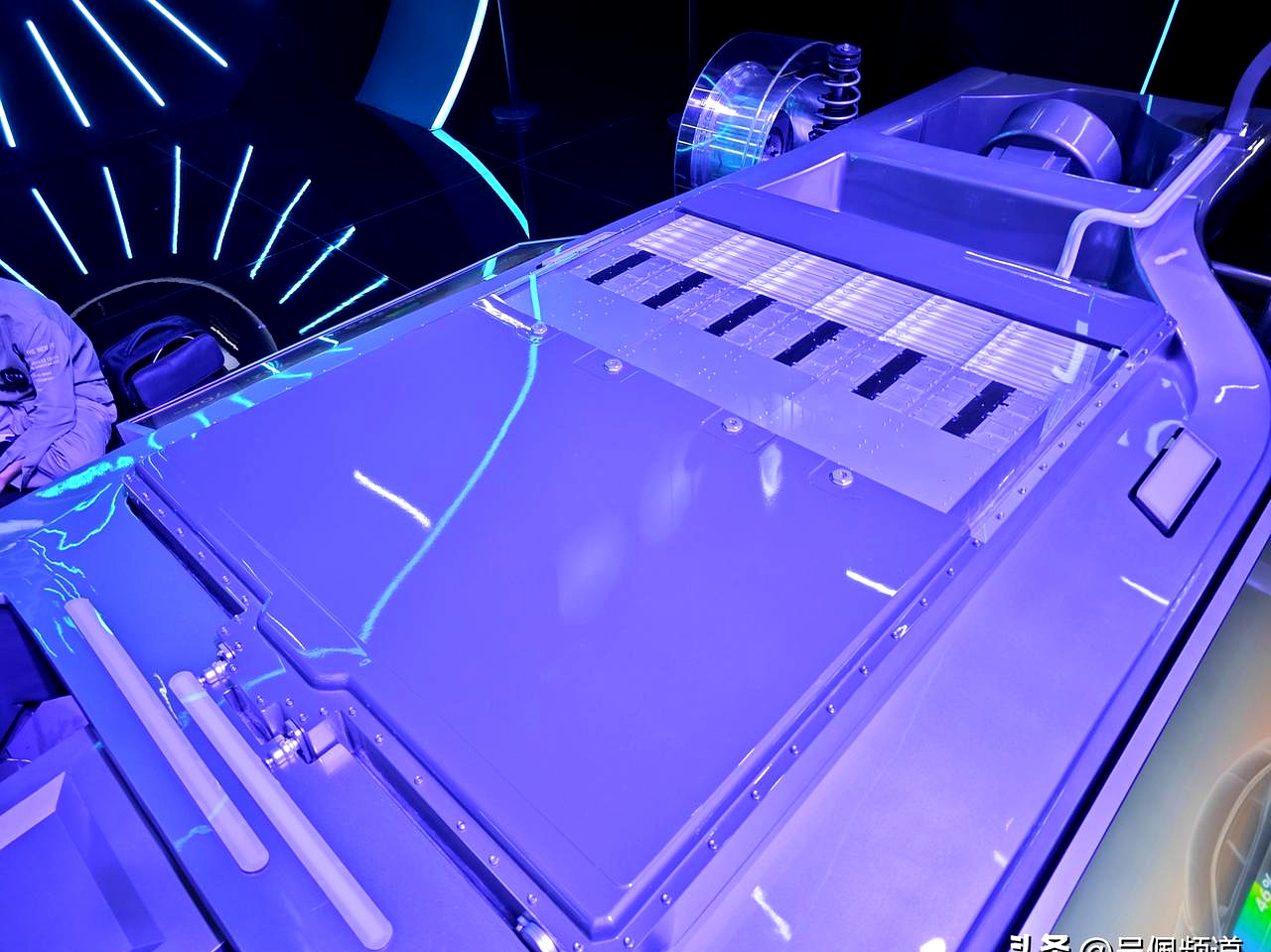 宁德时代获得实用新型专利授权：“一种电池箱、电池装置和用电装置”