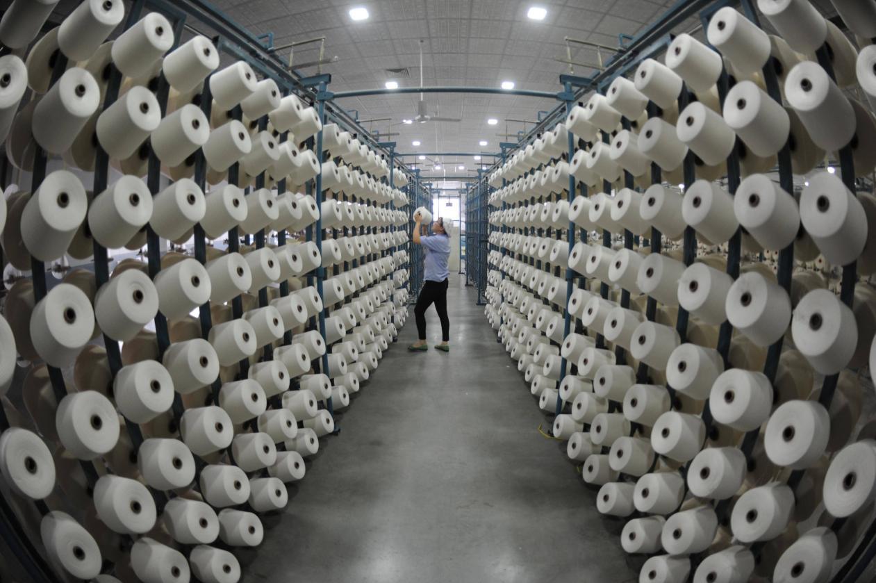 华锦股份：公司业绩不会触发退市风险警示