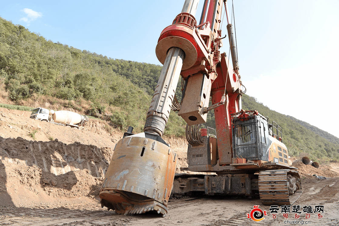 龙建股份：中标4.83亿元公路养护工程施工项目