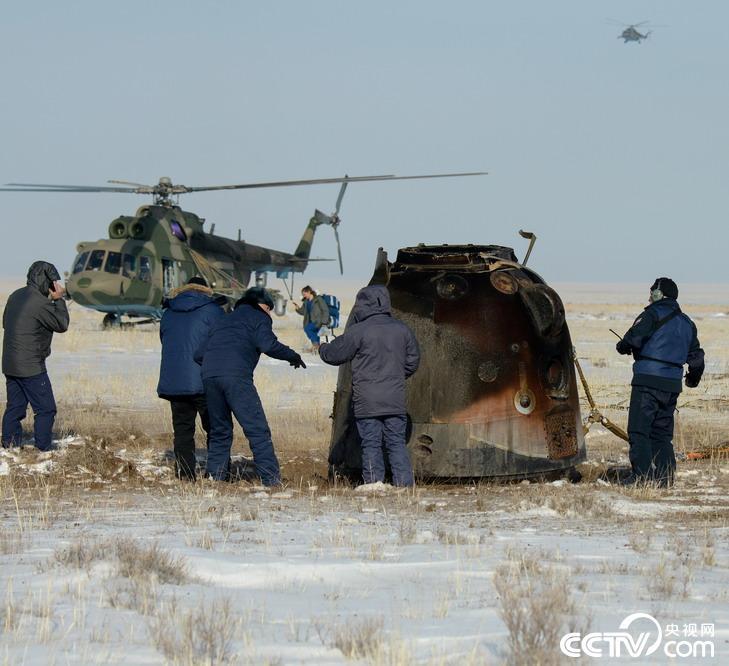 俄宇航员在太空使用生物识别技术在线办理业务