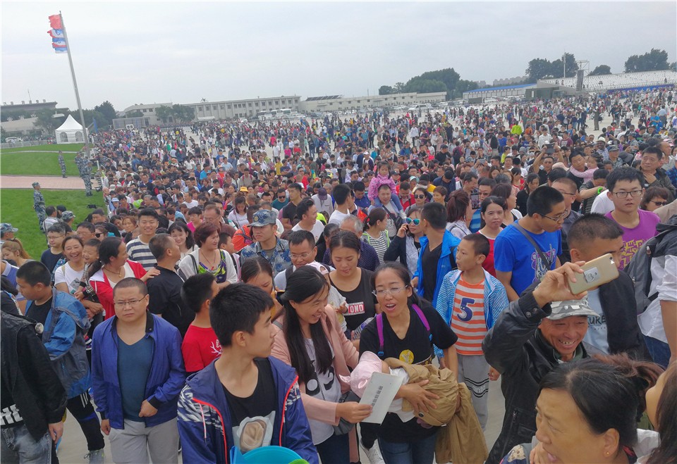不排除刑事案件可能性！香港大埔火灾已造成至少36人遇难、279人失联，目前火情已经基本受控