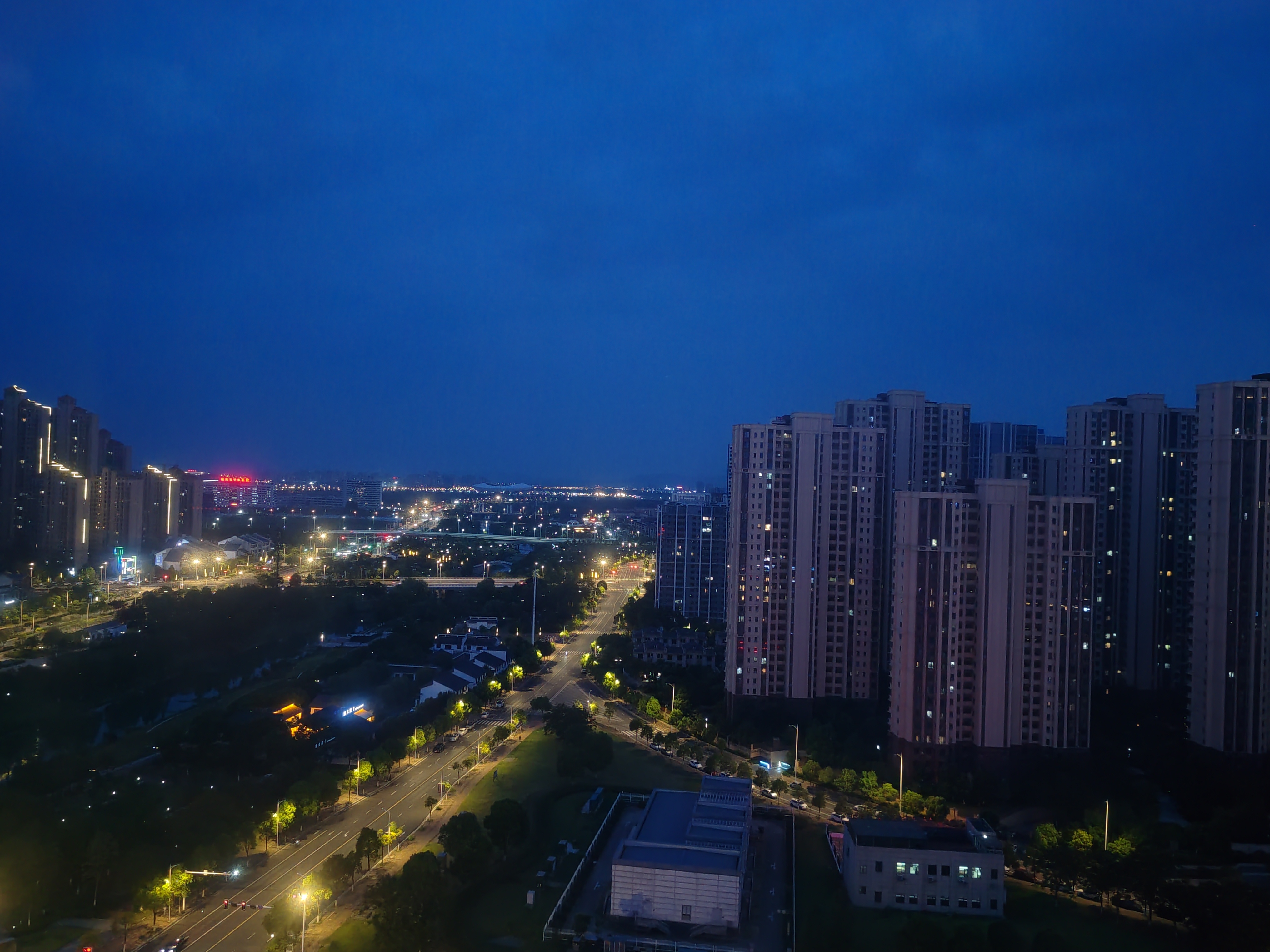 前11个月，4个一线城市二手房大卖，创4年新高