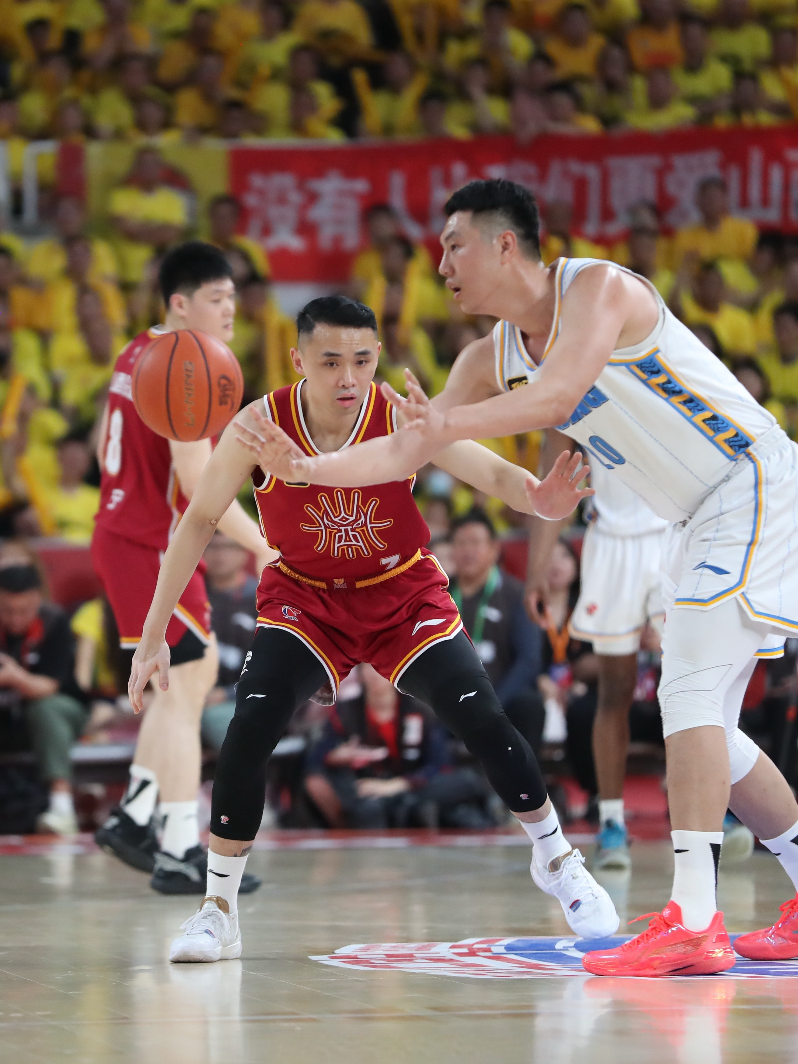 CBA：山西主场逆转胜浙江取得两连胜