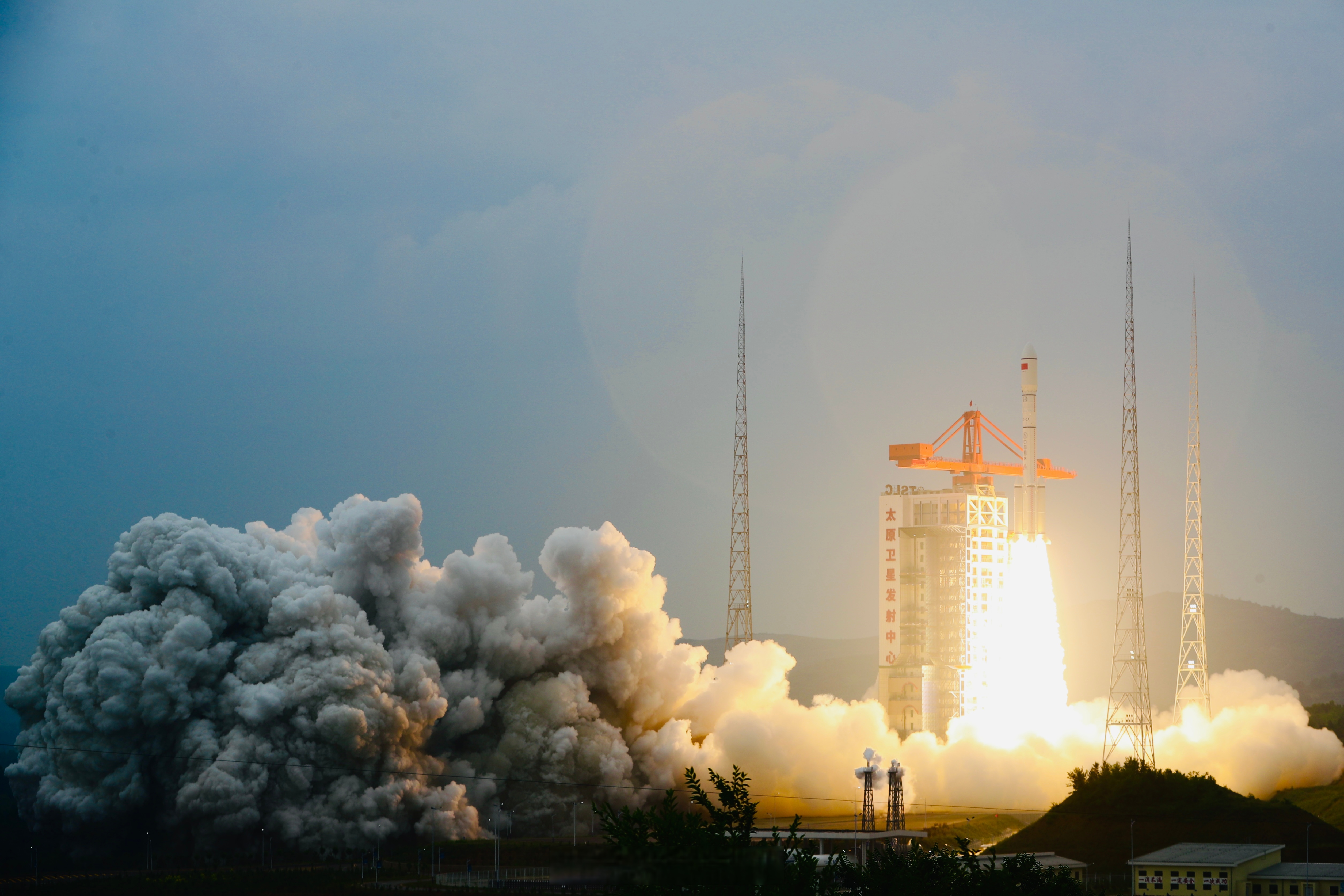 我国成功发射通信技术试验卫星二十三号