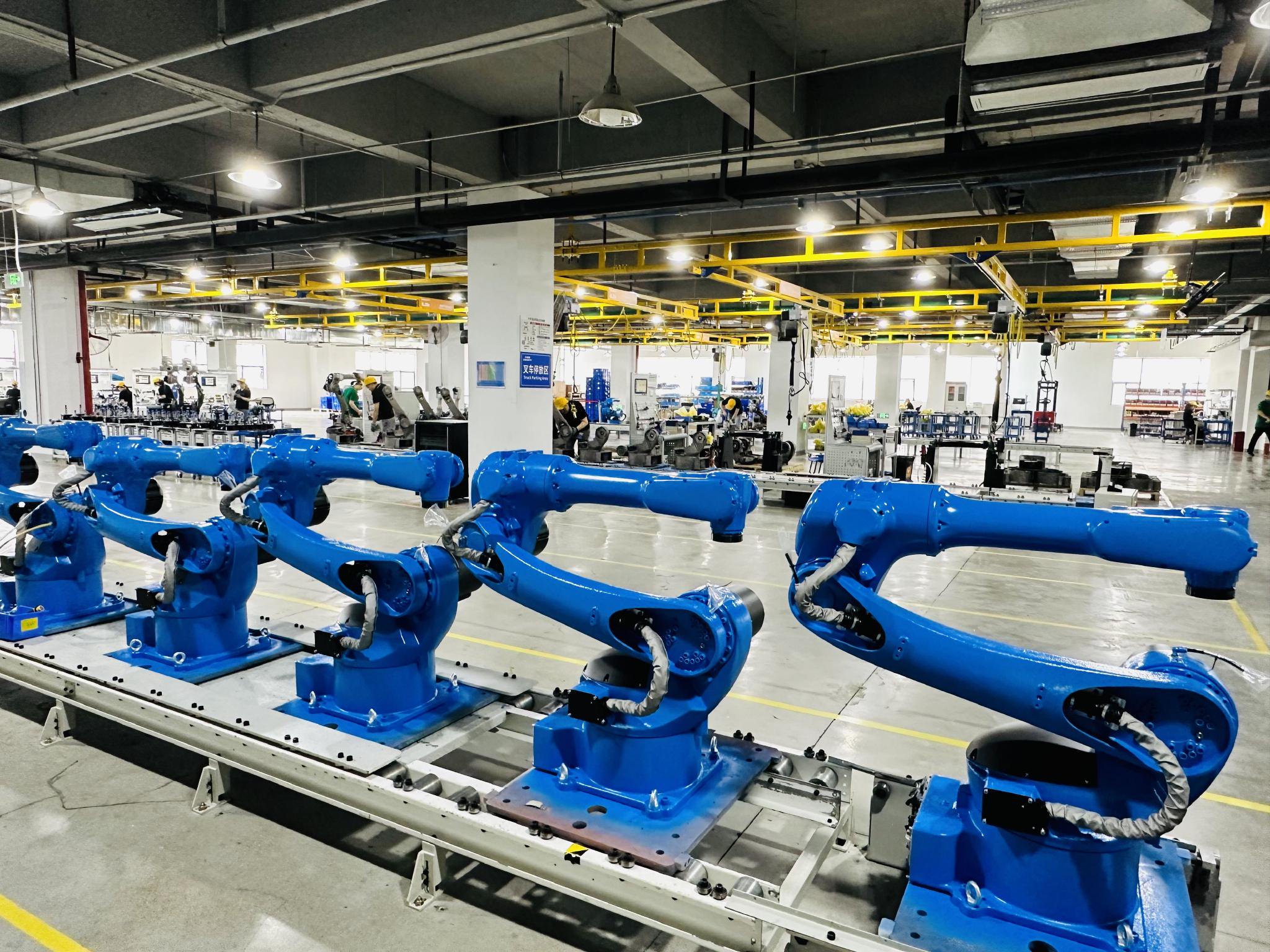 微光股份：公司和较多的机器人公司建立了合作关系