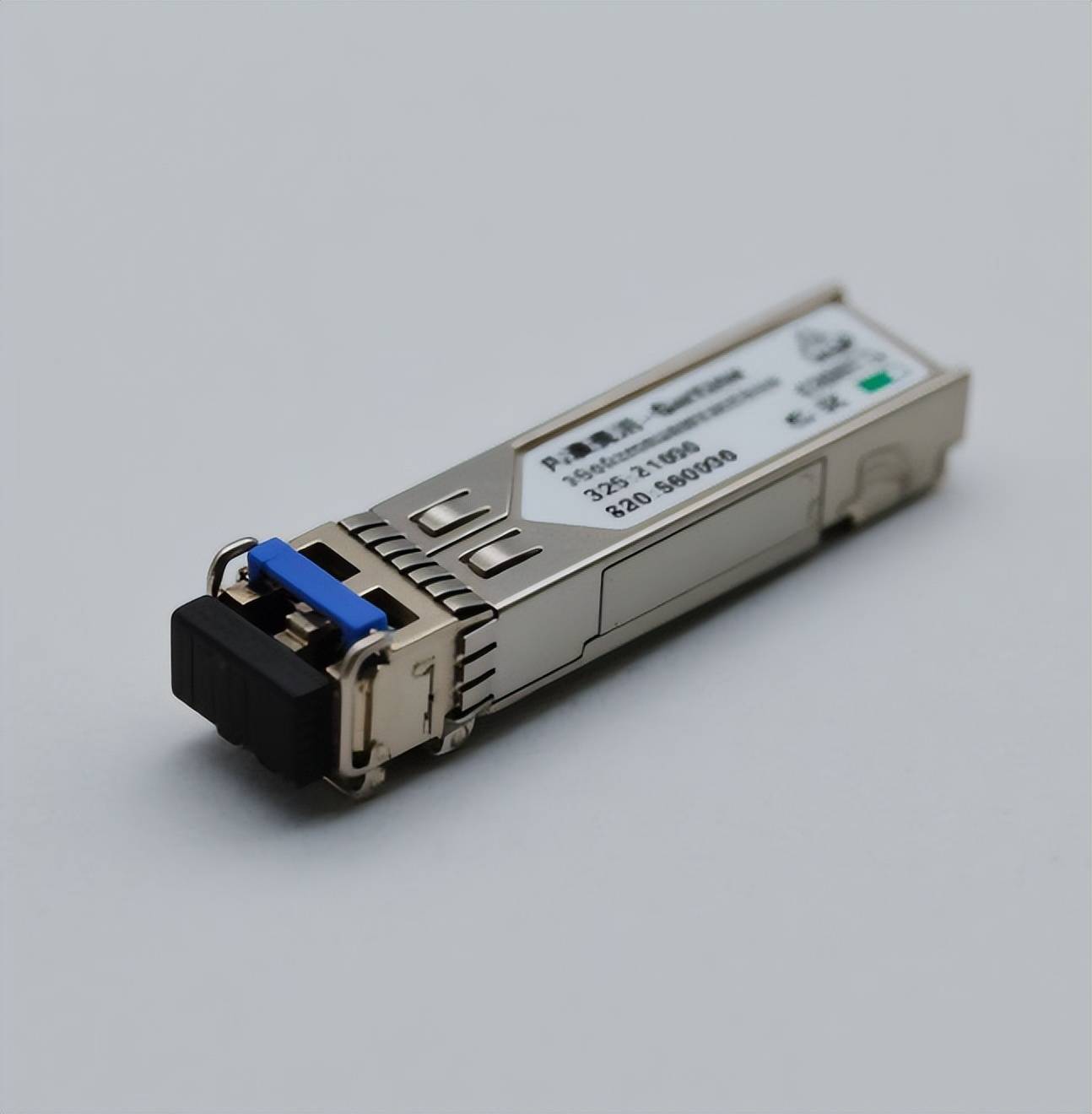 光迅科技:1.6T光模块产品已具备批量交付能力