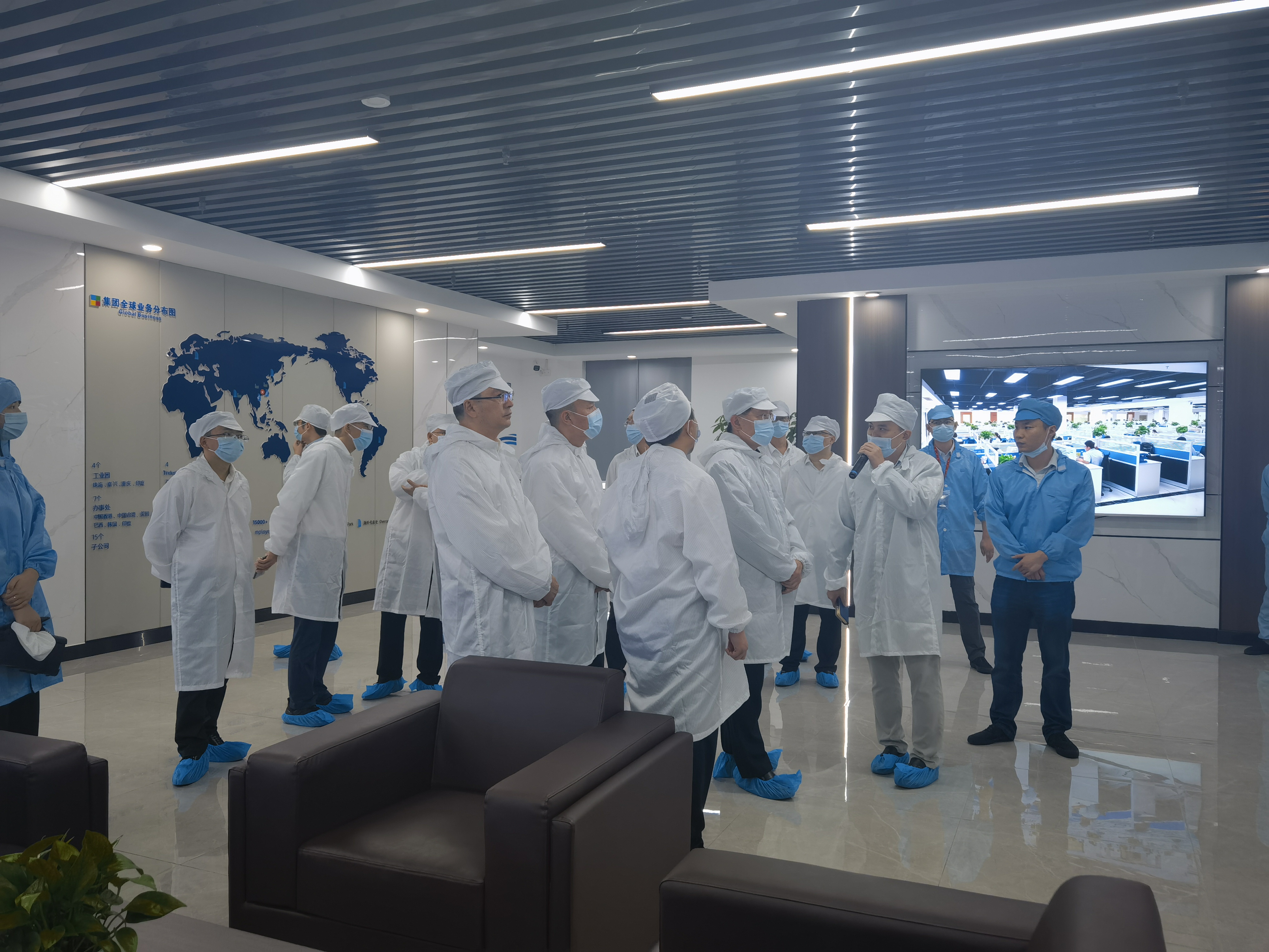 珠海冠宇：宁波汇锦诚等拟合计减持公司不超3%股份